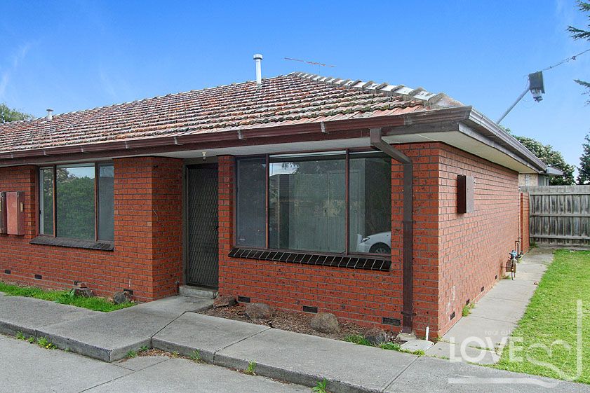 WELL PRESENTED, PERFECTLY LOCATED UNIT