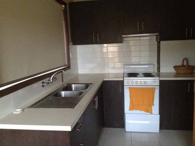 1/72 Rathcown Road, Reservoir