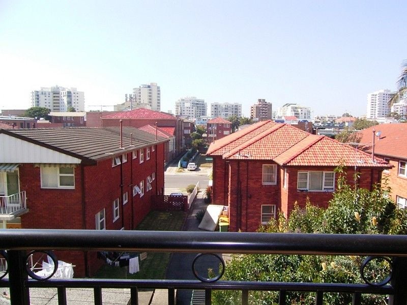 2-6 St. Andrews Place, Cronulla - Thumbnail 2