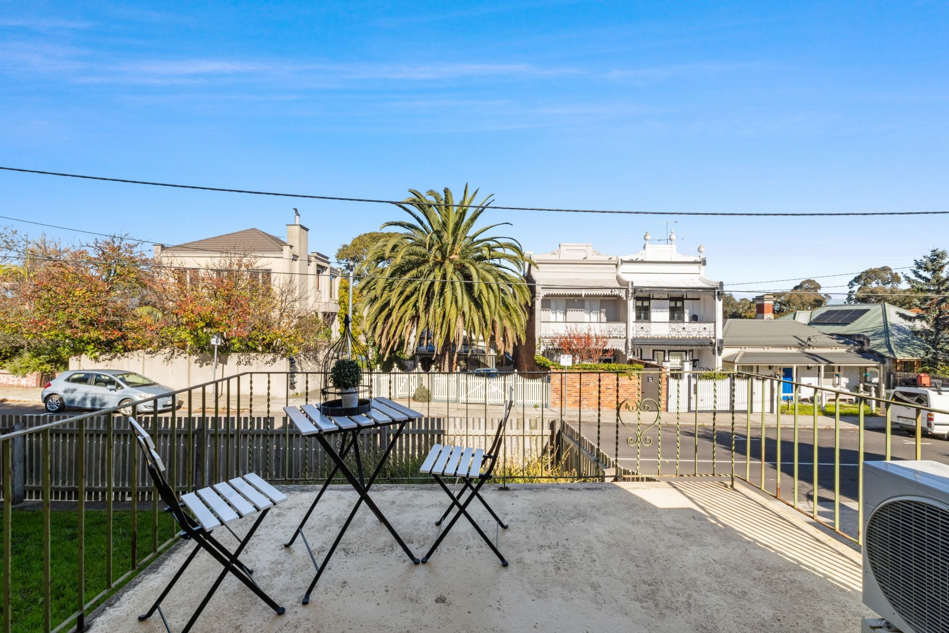 Spacious, Sunny And With Unrivalled Lifestyle Convenience