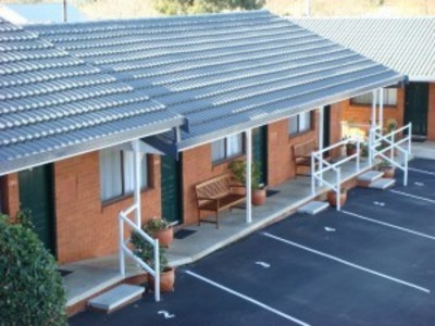 MOTEL FOR SALE - COUNTRY MUSIC CAPITAL