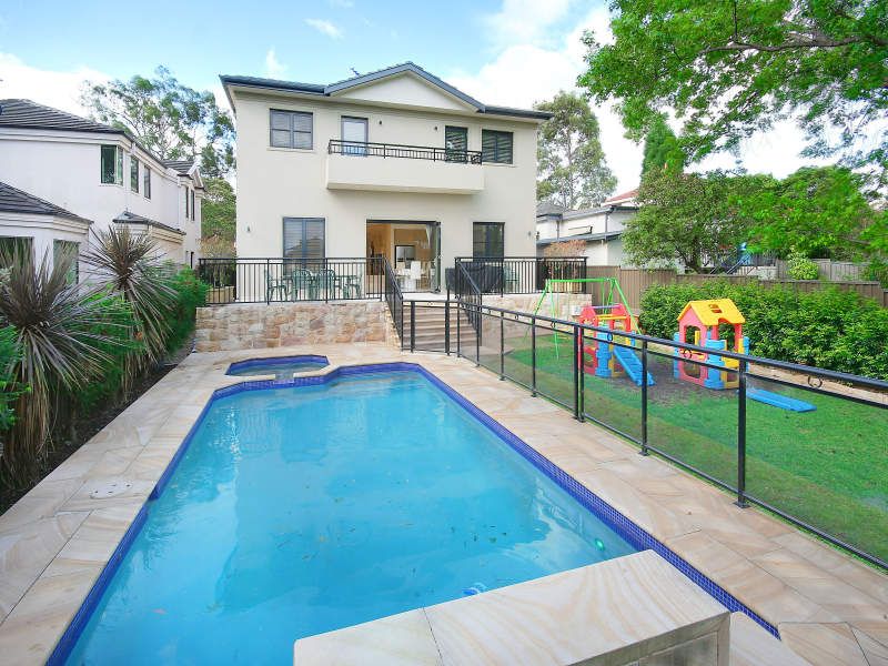 20 Strathlora Street STRATHFIELD NSW