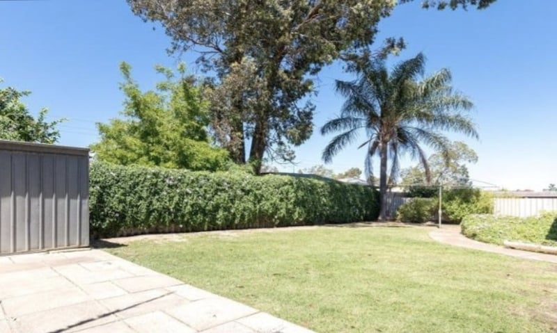 19 Christowe Drive SWAN VIEW WA, Swan View - Thumbnail 2