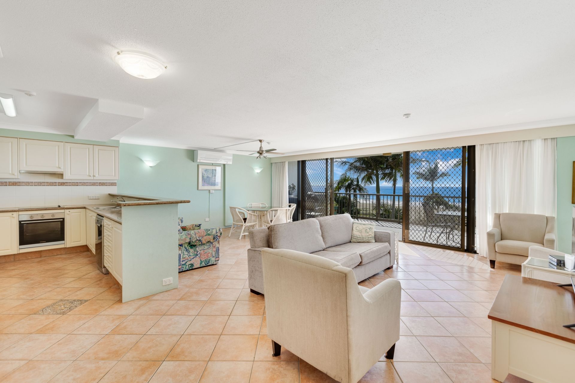 3H/828 Pacific Parade Currumbin QLD, Currumbin - Thumbnail 5