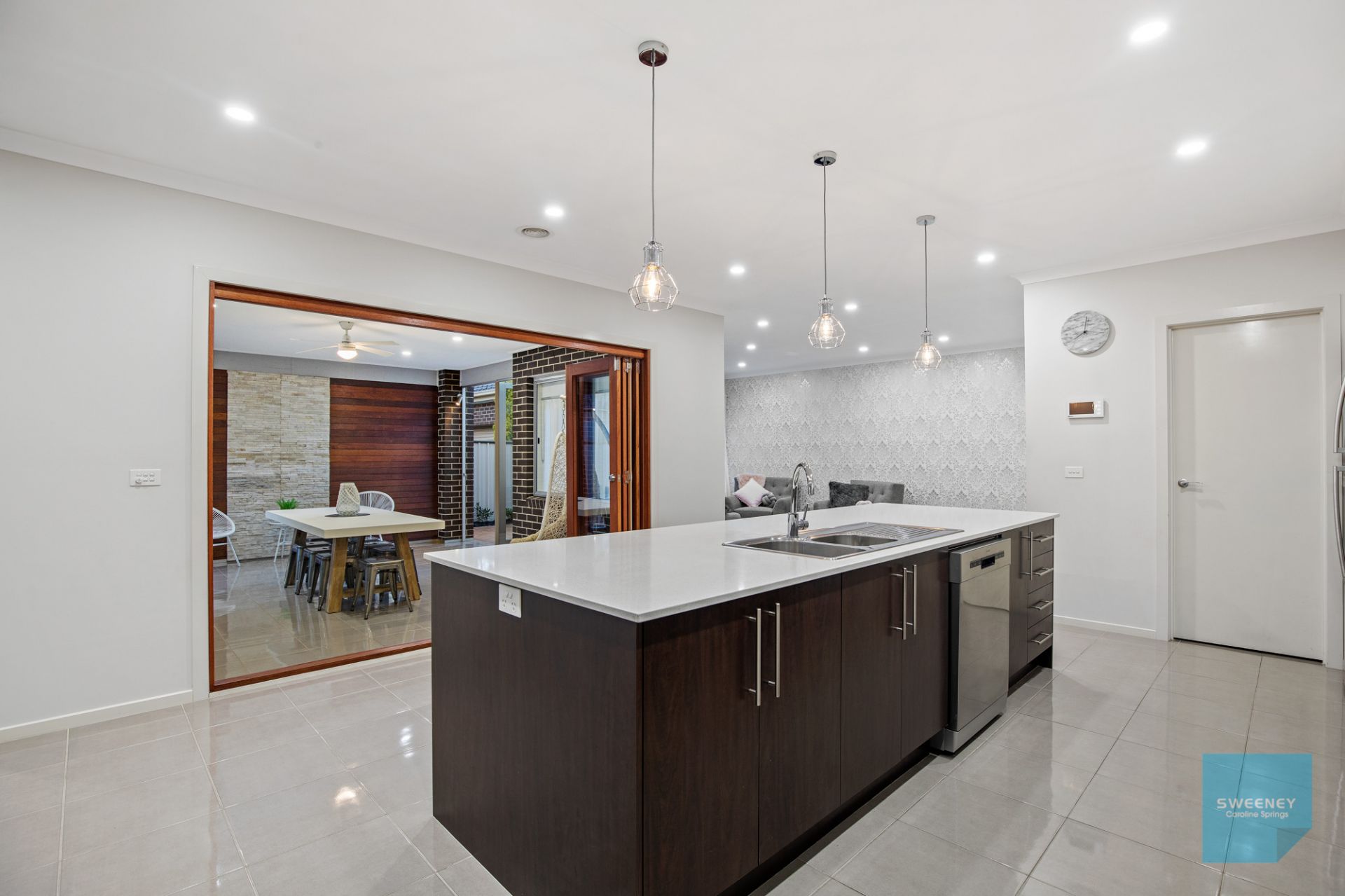 85 Tenterfield Drive, Burnside Heights - Thumbnail 6