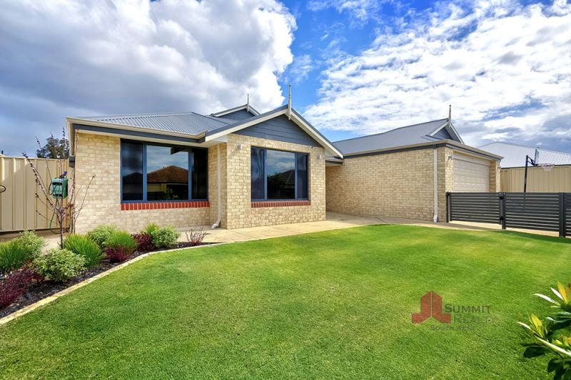 Real Estate For Sale 53 Walton Approach Dalyellup , WA