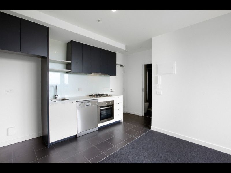 402/55 Collins Street, Essendon - Thumbnail 2