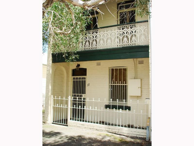 Real Estate For Lease 11 Parry Street Cooks Hill , NSW