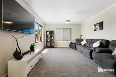 4
 
 
 
  
 
 
 2
 
 
 
  
 
 
 1
 
 
 
 
 
 
 
 39 Cotton Street, Latrobe TAS 7307, Latrobe - Thumbnail 5