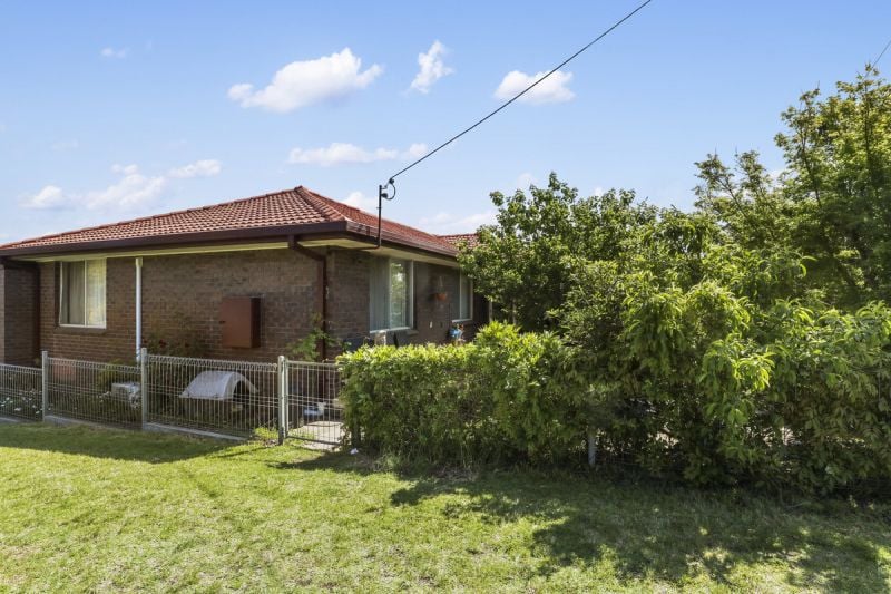 8 McKee Drive, Bega, Bega - Thumbnail 2