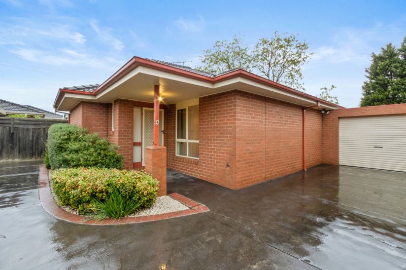 4/12 Aberdeen Street, Reservoir