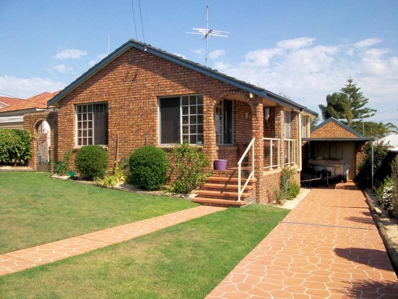 18 Thomas Street RAYMOND TERRACE NSW, Raymond Terrace - Image 1