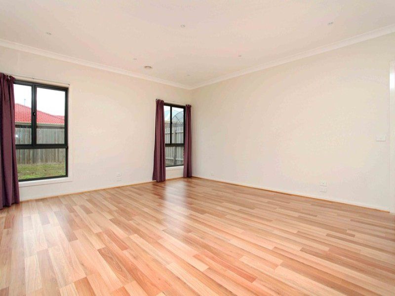1 Eloura Circuit, Taylors Hill - Thumbnail 5