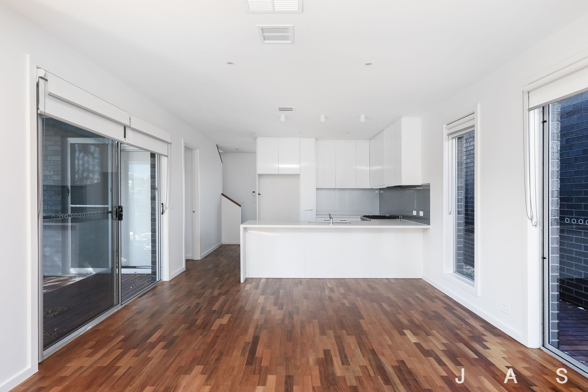 99 Blyth Street Altona VIC, Altona - Thumbnail 7