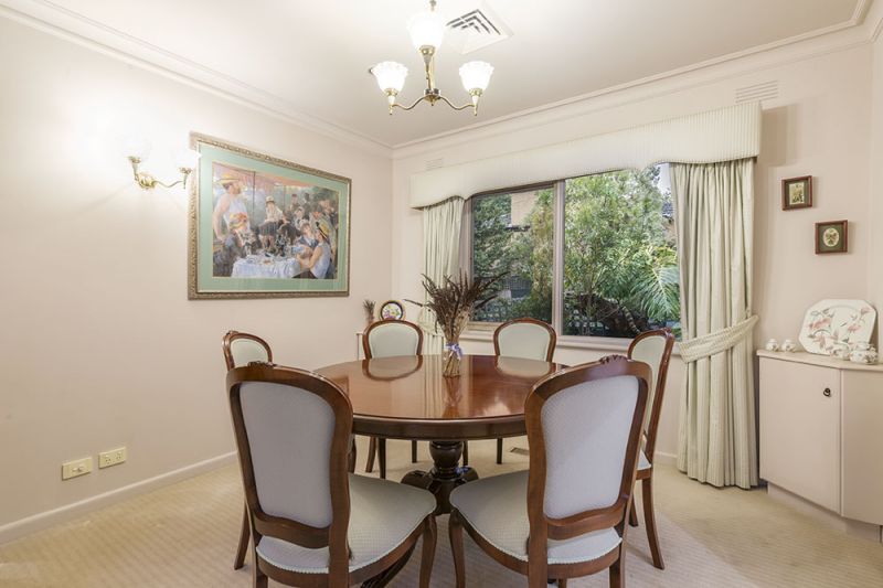 8 Wellington Avenue, Blackburn - Thumbnail 4