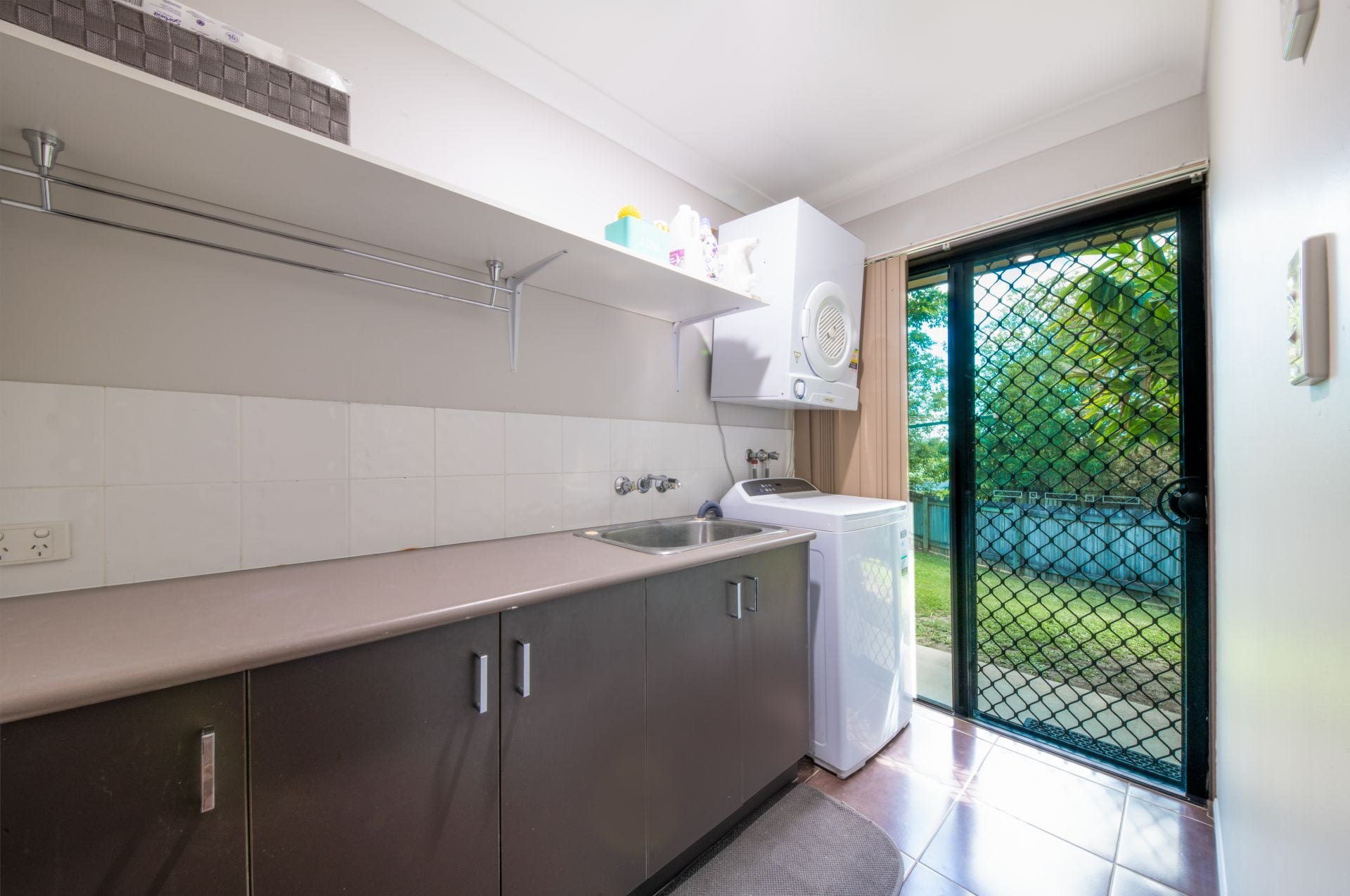 5 Garden Court, Mount Julian Taylors Property Specialists