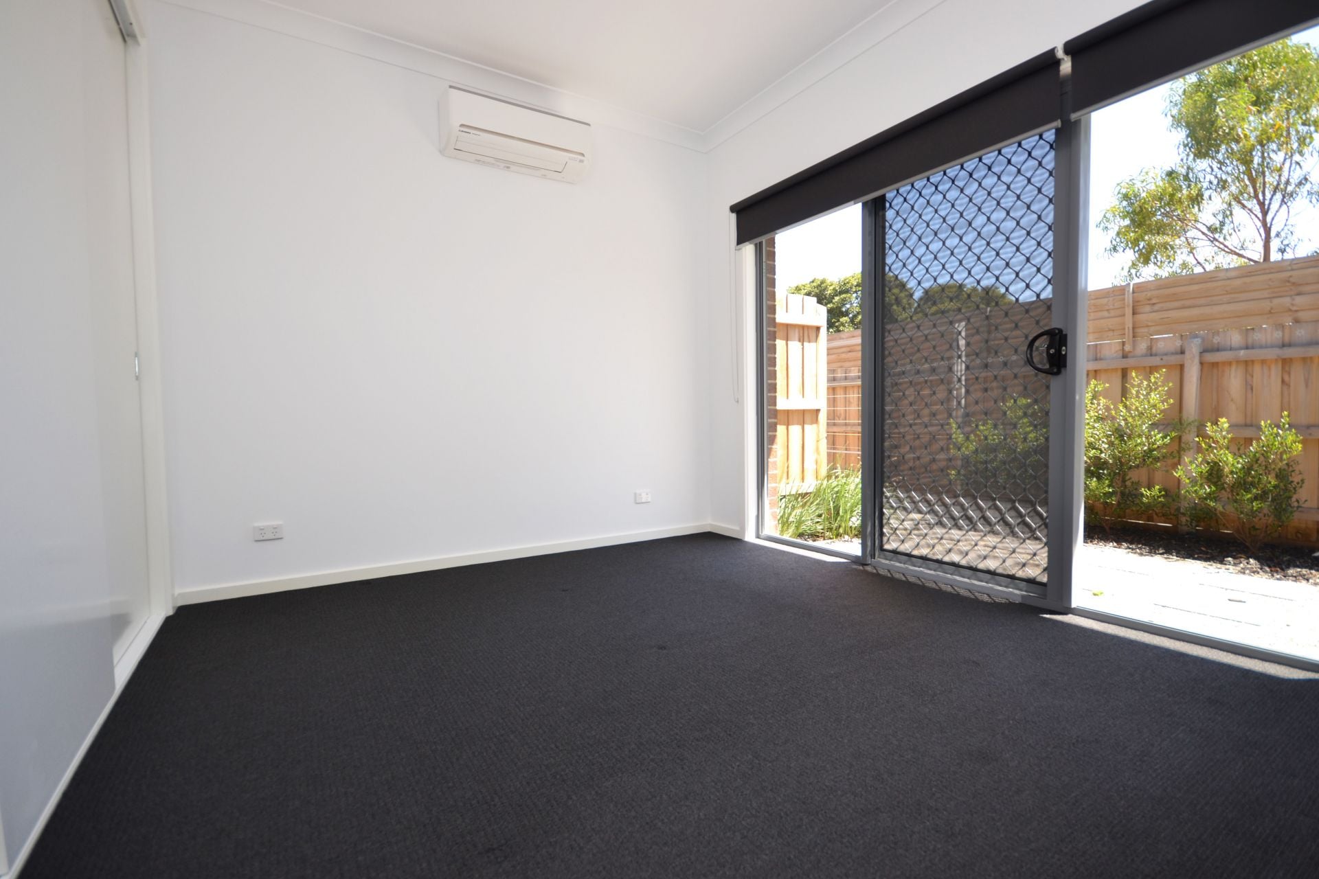 ELEGANCE IN RESERVOIR