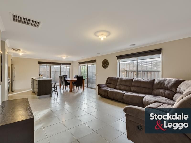 93 Brinkhill Drive MERNDA, Mernda - Thumbnail 5