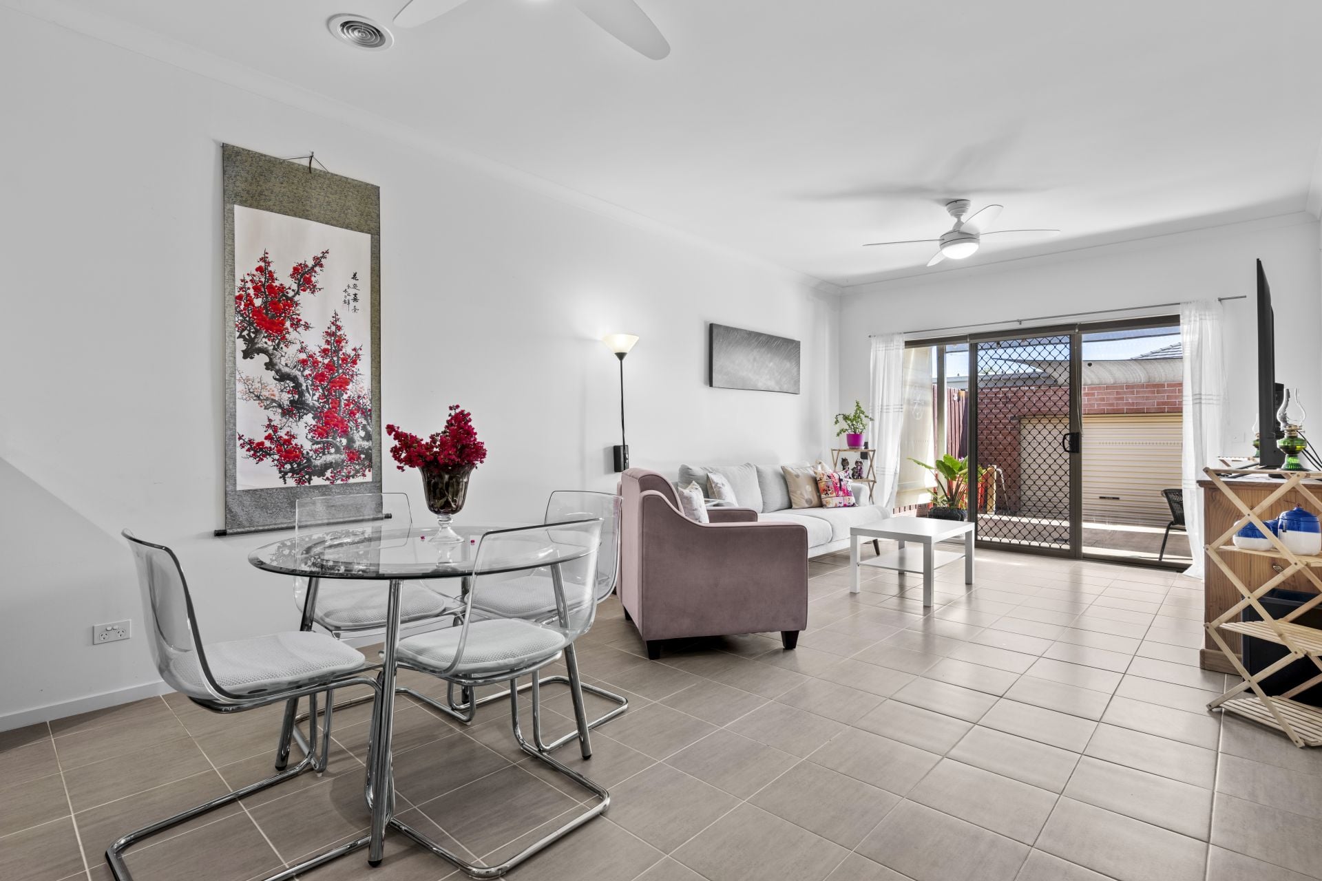 Perfect Presentation In A Lifestyle Location