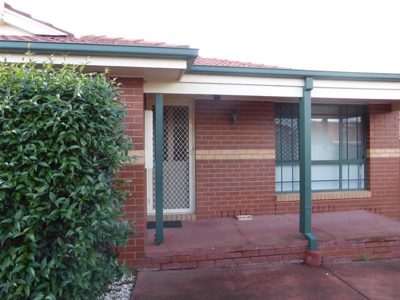 2/76A Purinuan Road, Reservoir