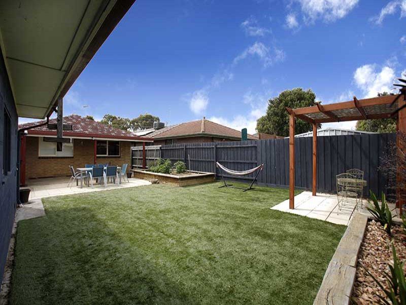 30 Nicholson Street, Altona Meadows - Thumbnail 8