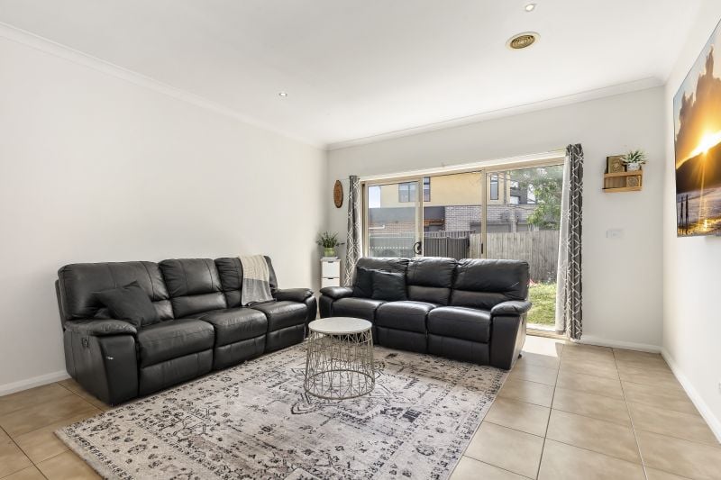 3/11 Dutton Court, Meadow Heights