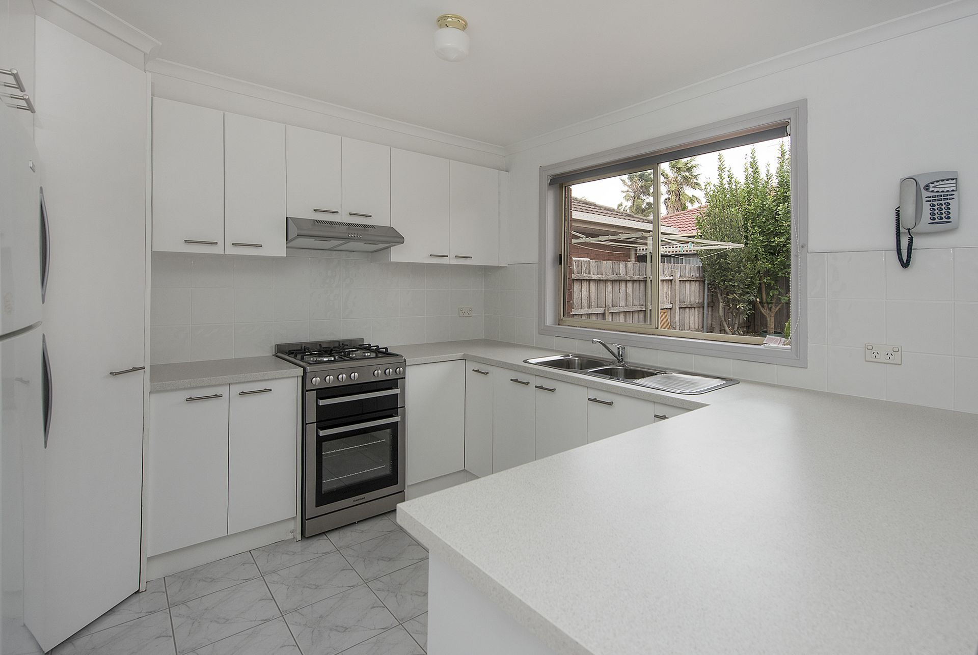 38 Grand Parade Epping, Epping - Thumbnail 7