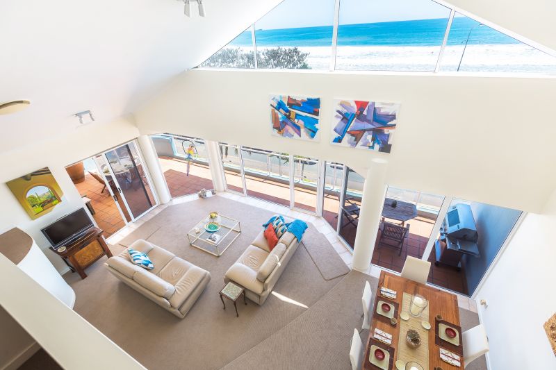 Real Estate For Sale 10/1517 Boolarong Crescent Alexandra Headland