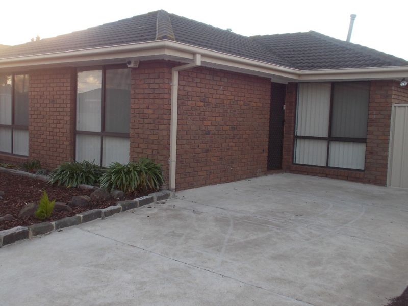 Updated kitchen & fantastic pergola, this is low maintenance living!!!