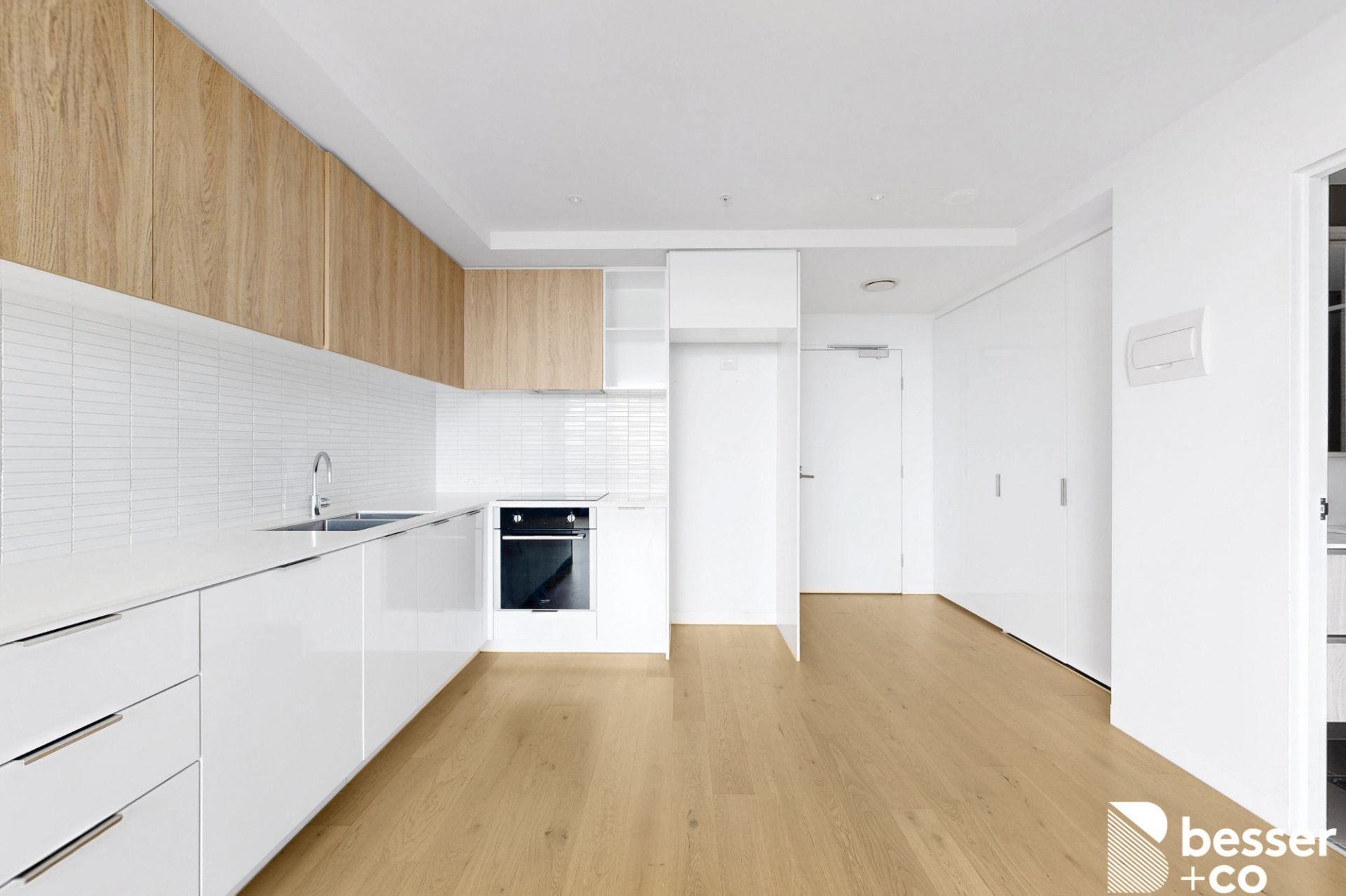 2308/3-5 St Kilda Road, St Kilda - Thumbnail 5