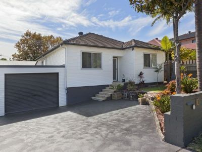 SOLD BY READE HAVENSTEIN - 0413 859 742