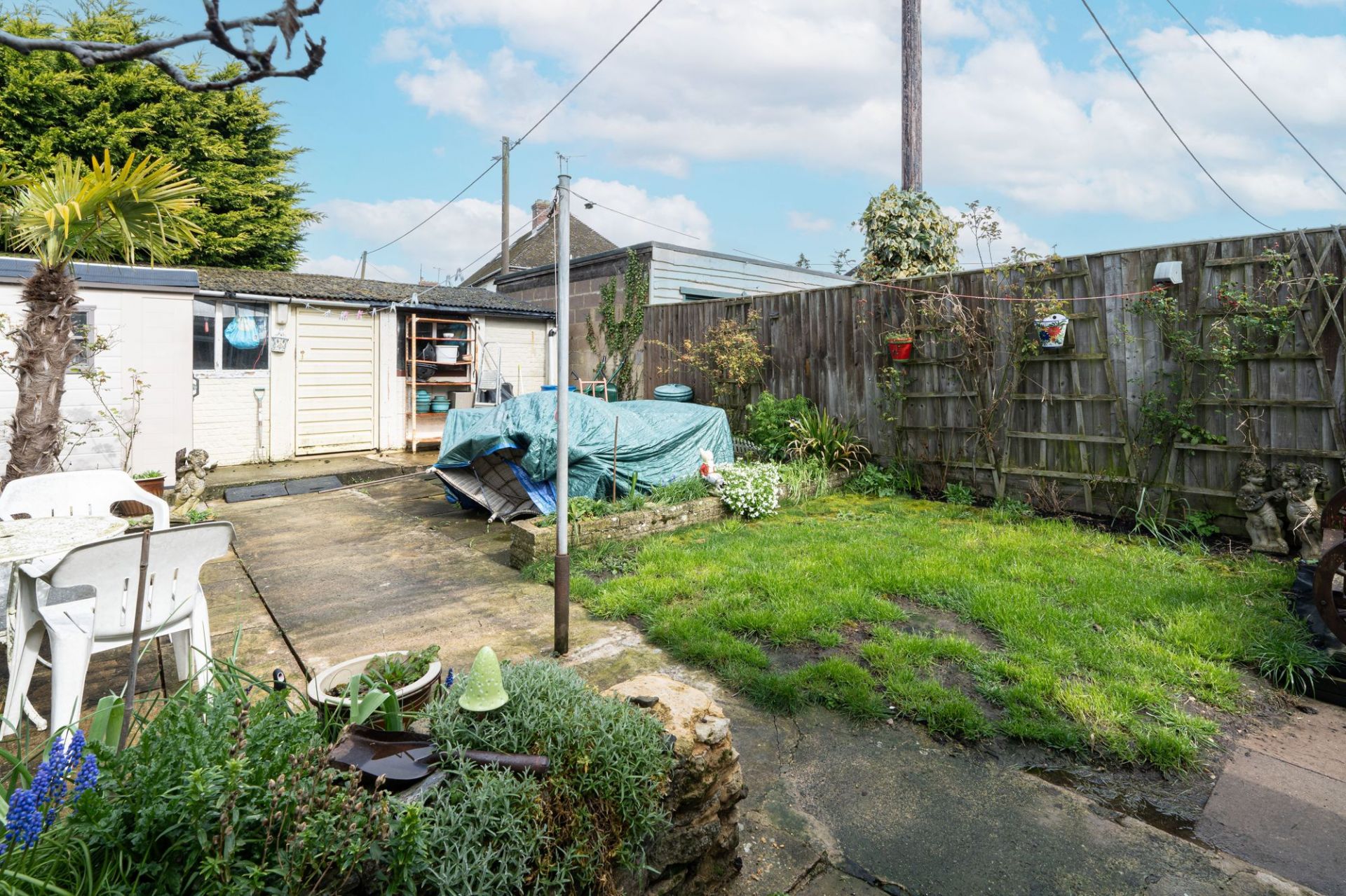 Oxford Hill, Witney, OX28 Martyn Cox & Company