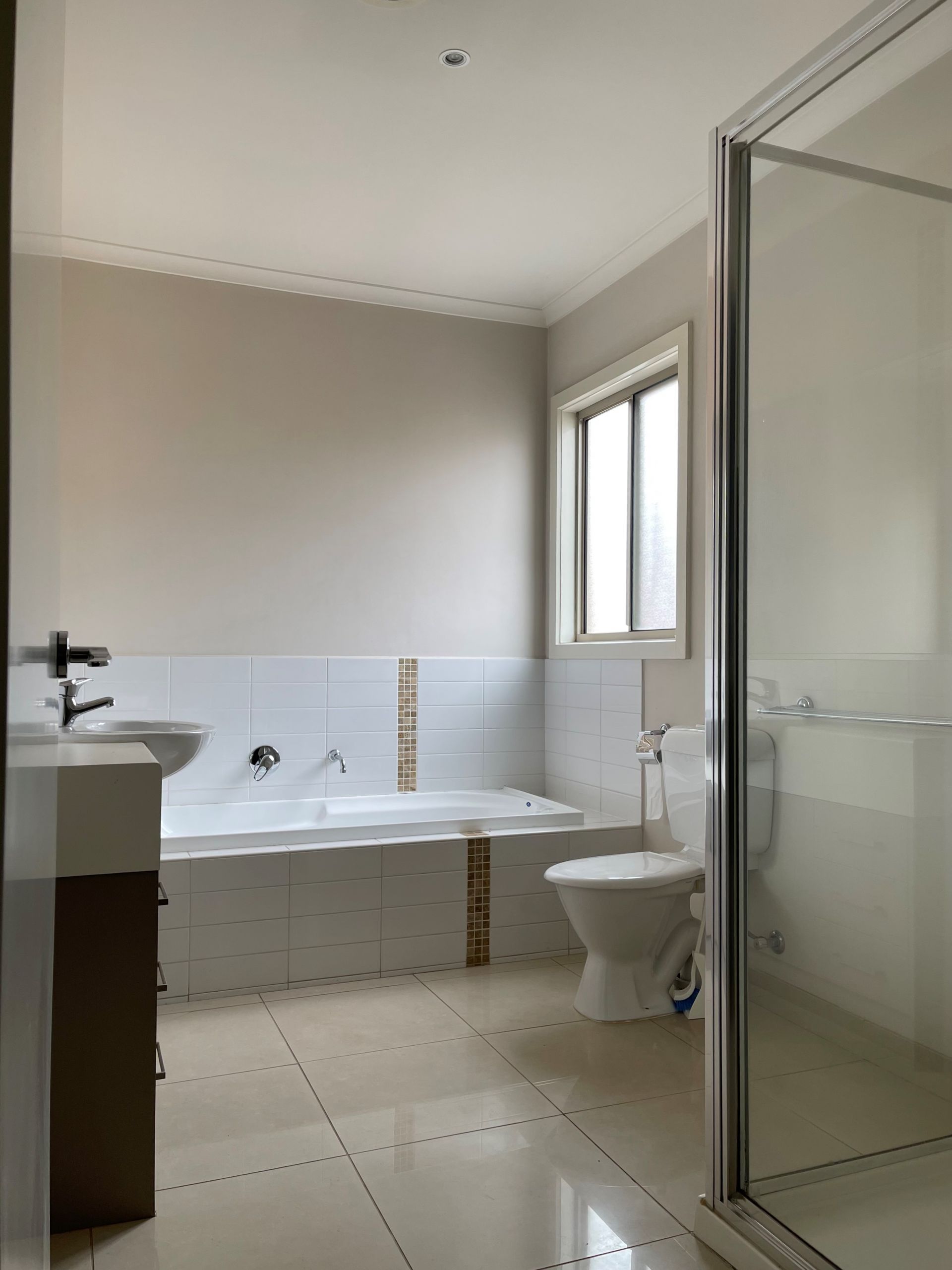PRIME LOCATION, AFFORDABLE PRICE TAG