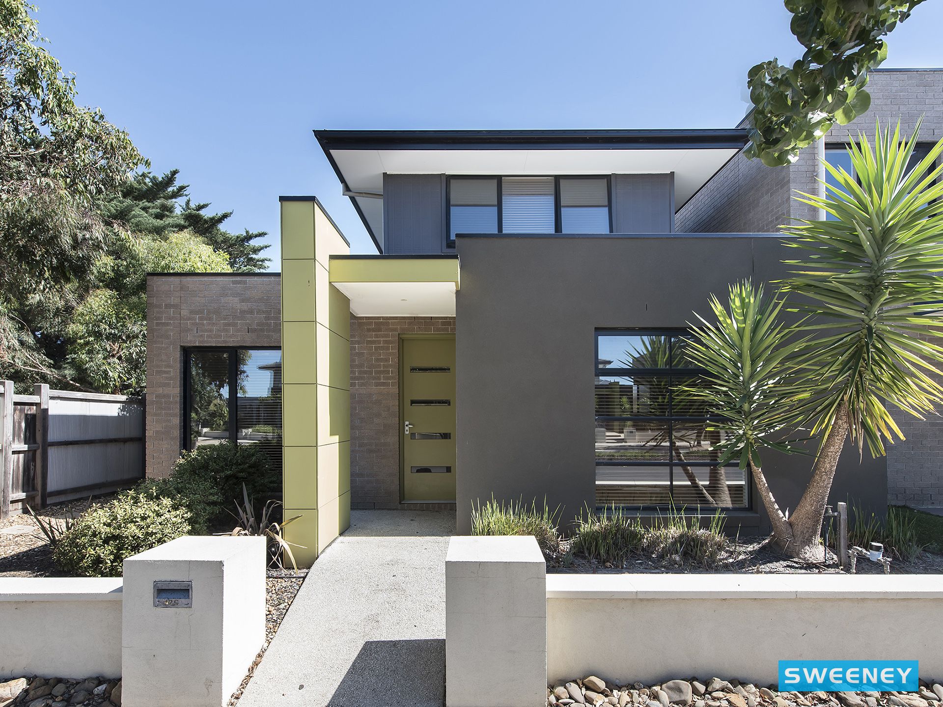 42C The Avenue, Caroline Springs - Thumbnail 2