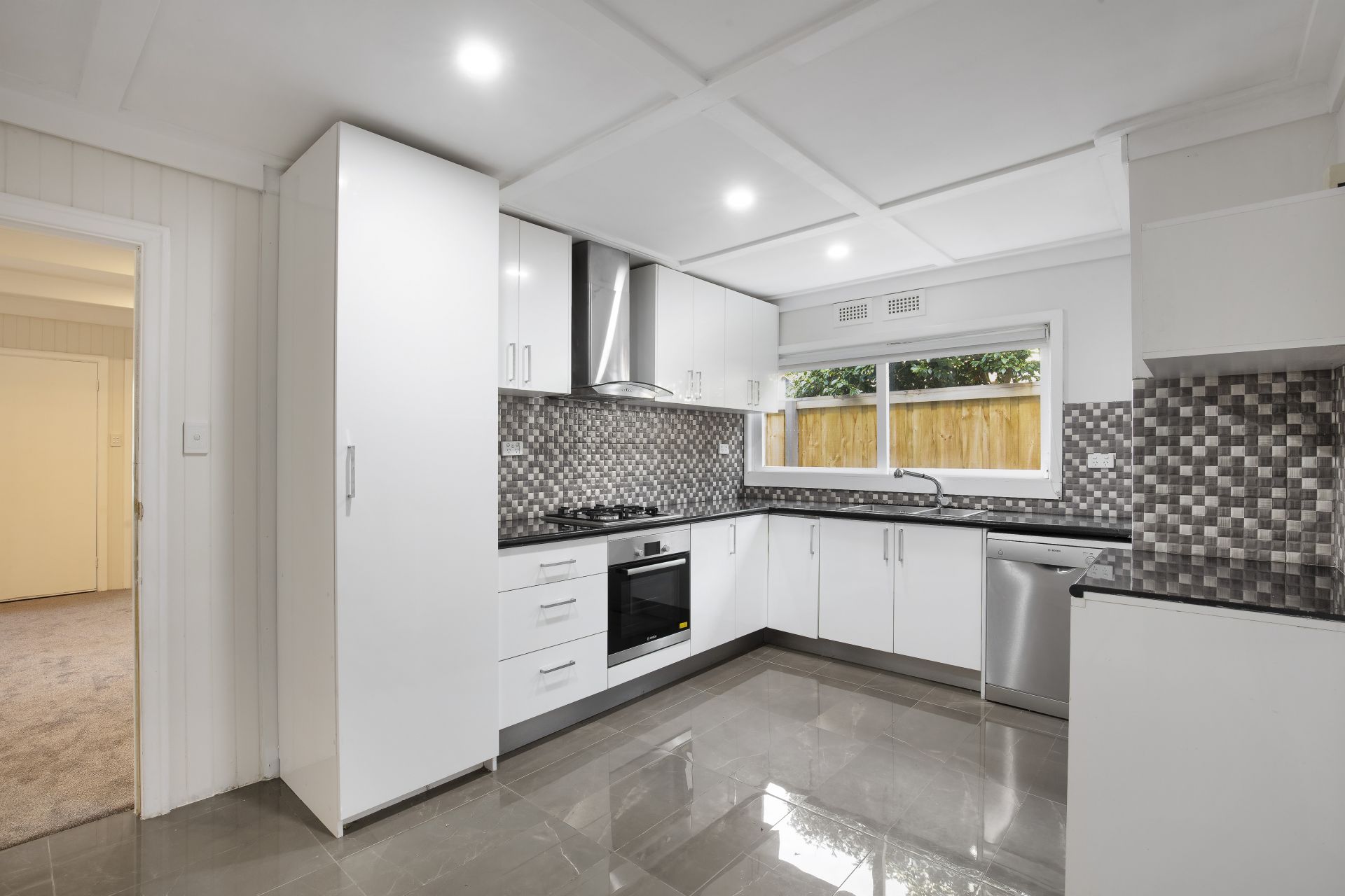 46 Venus Street, Caulfield South - Thumbnail 4