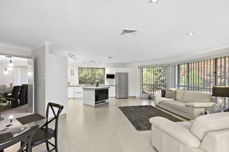 Real Estate For Sale 5 Warburton Close Macquarie Hills , NSW