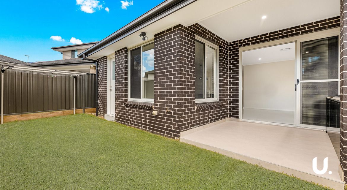 Nirimba Fields 25 Dolphin Street