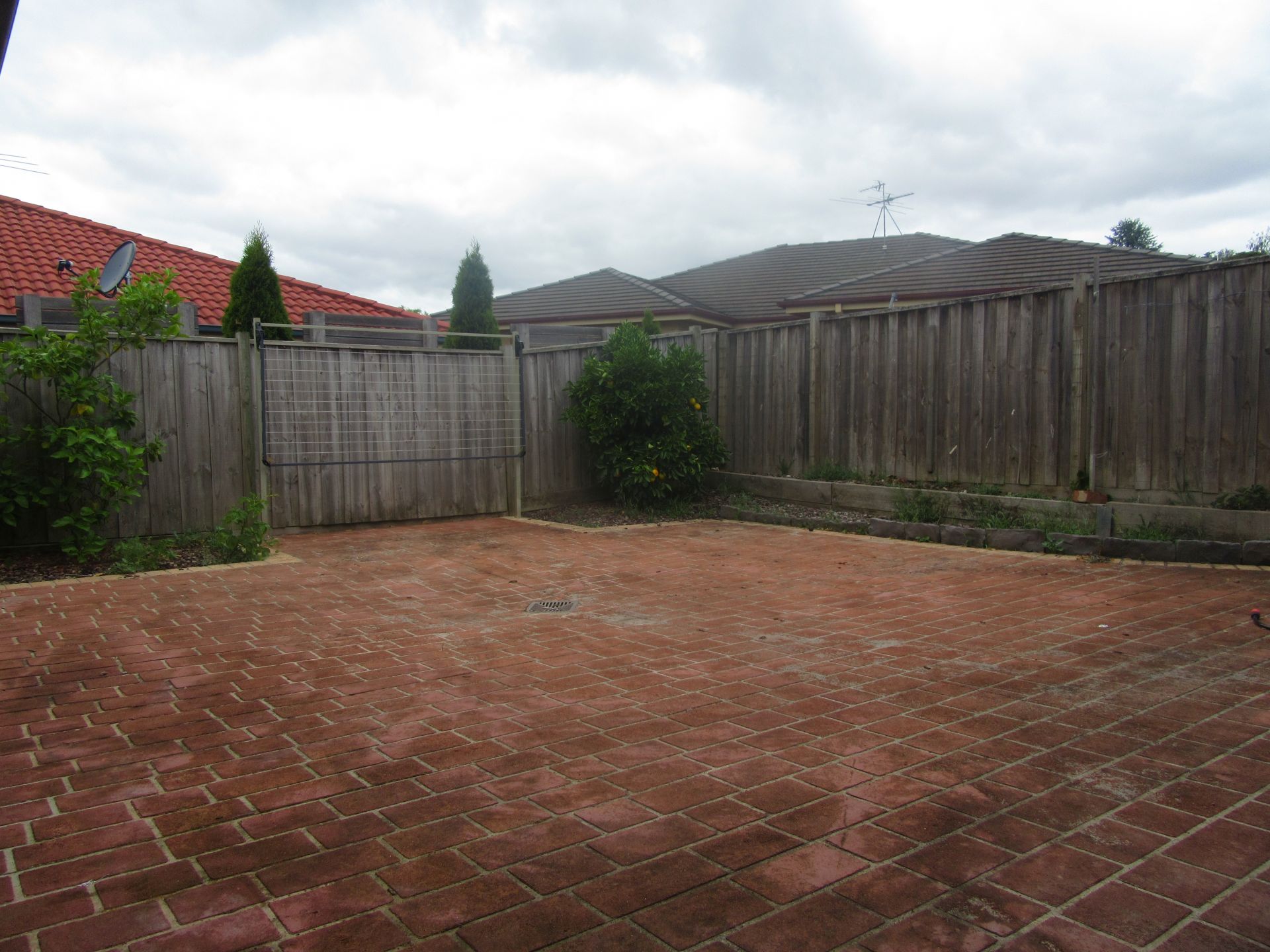 2/12 Hamilton Drive, Warragul OBrien Real Estate