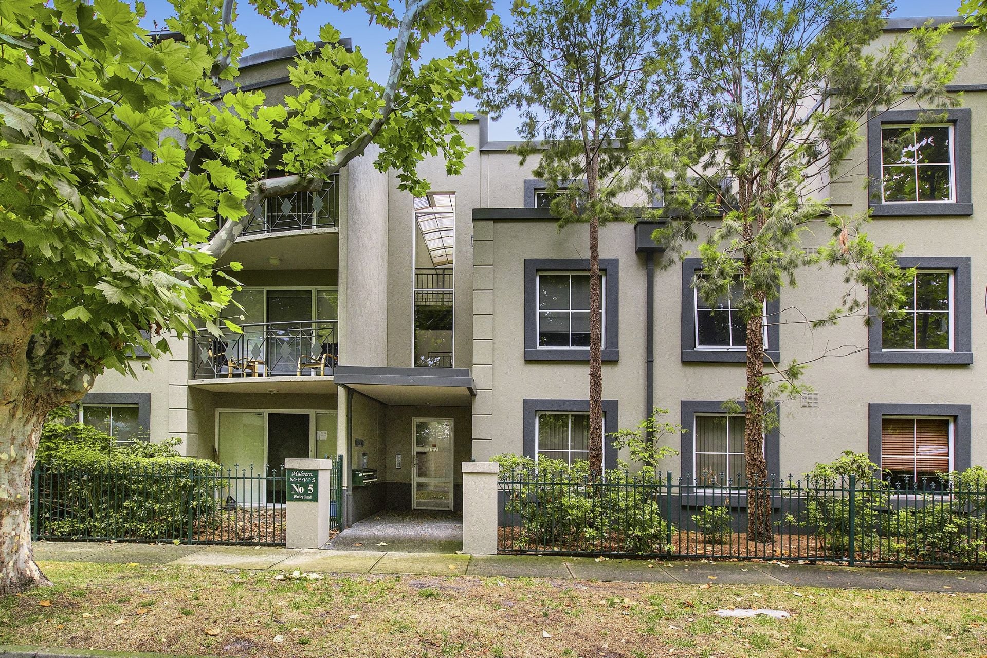 11/5 Warley Road Malvern East