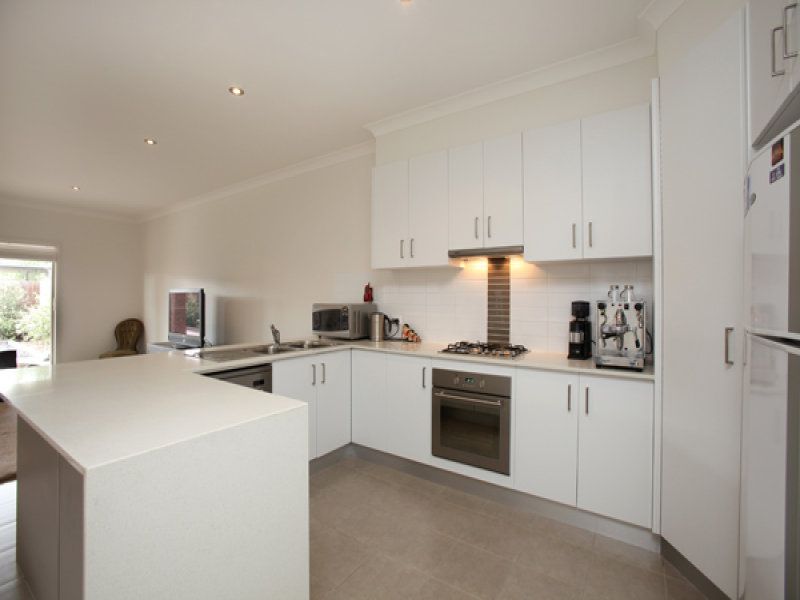 24A Amaranth Avenue, Altona North - Thumbnail 6