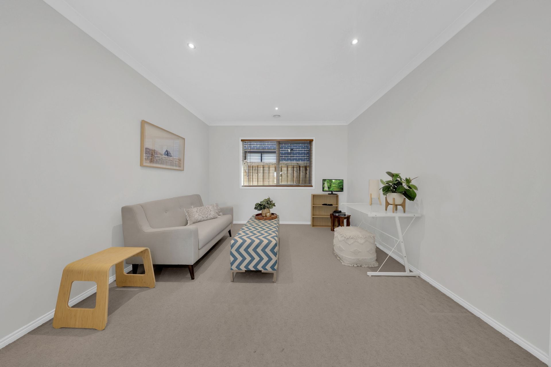 A Spacious Family Haven with Excellent Side Access!