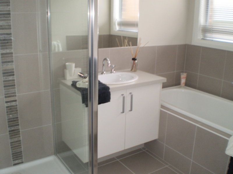 10 Gardenia Way, Caroline Springs - Thumbnail 6