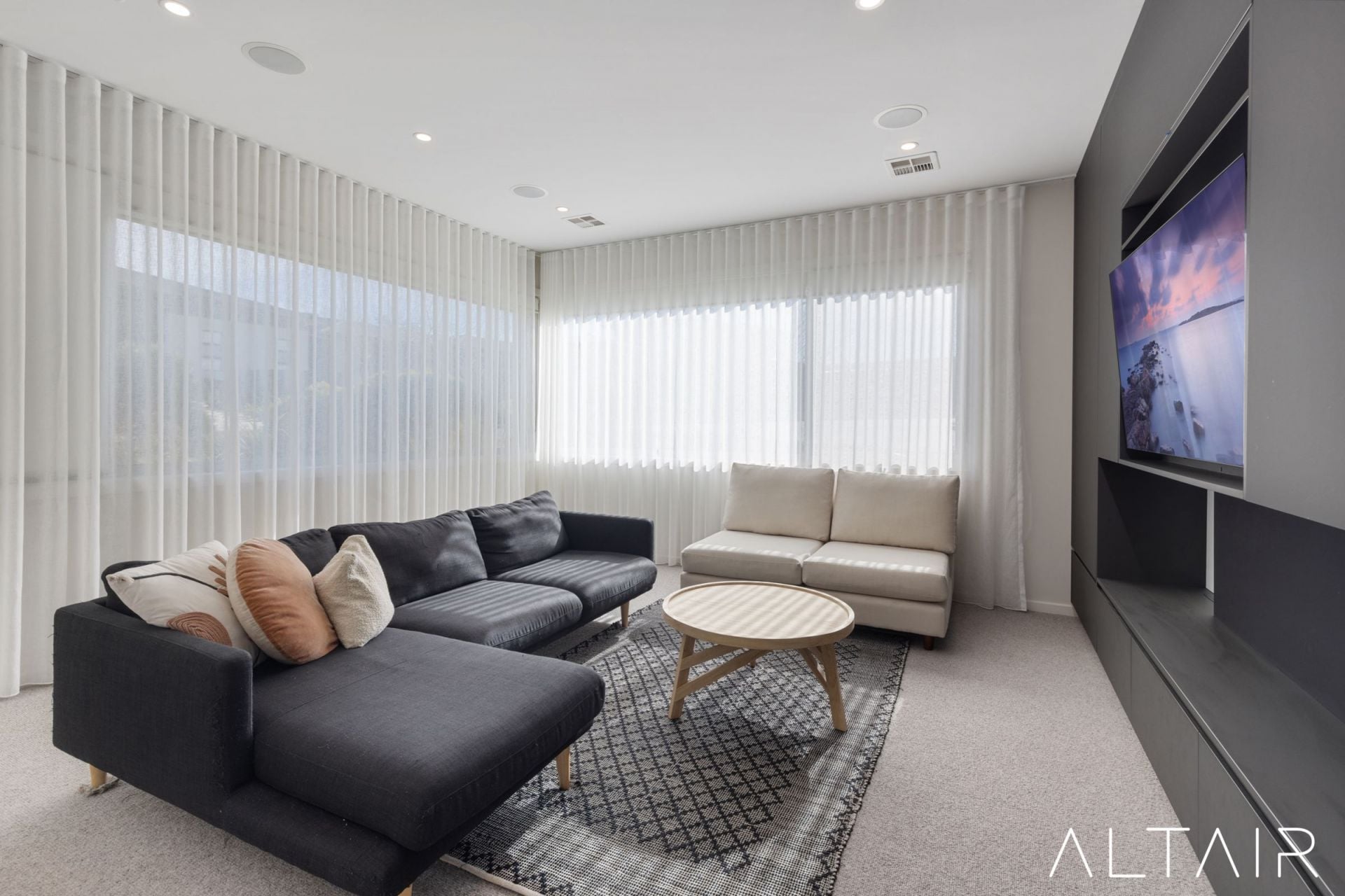 14 Bev Lawson Street, Casey, ACT, Casey - Thumbnail 8
