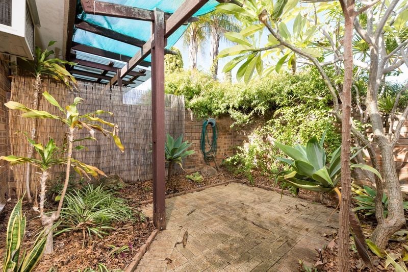 1/8 Roscorla Avenue YOKINE WA, Yokine - Thumbnail 4