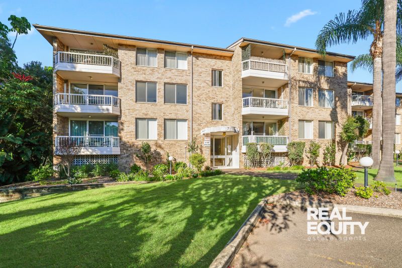 Real Estate For Sale 9/7 Mead Drive Chipping Norton , NSW