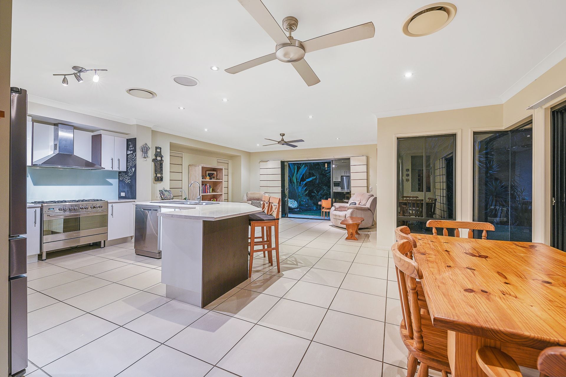 12 Flame Tree Court Palmwoods QLD, Palmwoods - Thumbnail 8