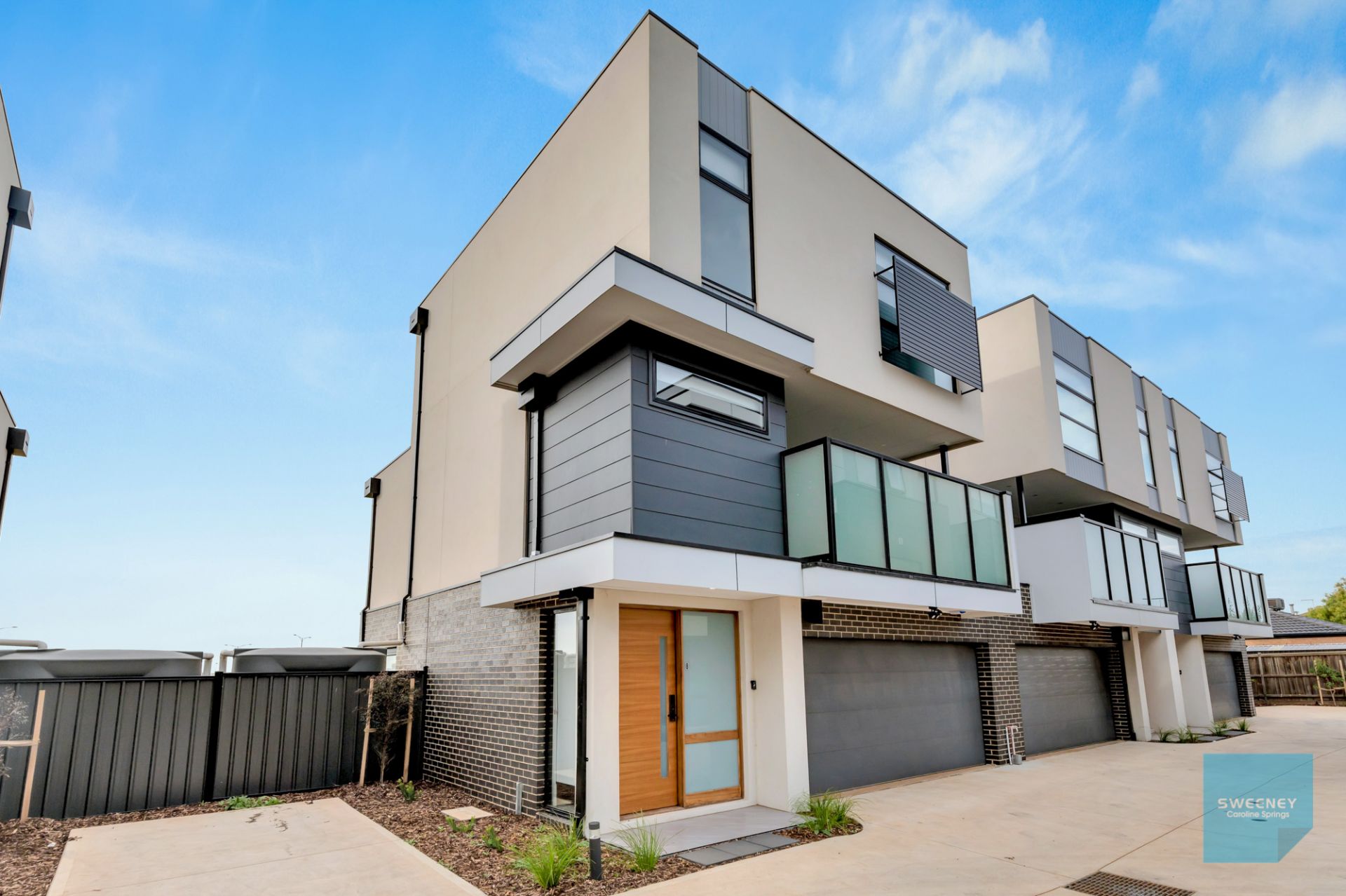 8/13 Vinko Court, Fraser Rise - Thumbnail 3