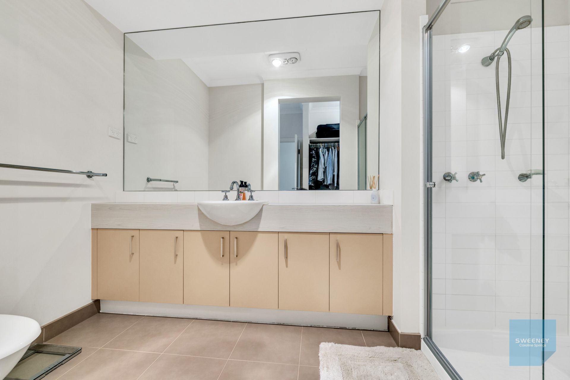 22 Mount Way, Caroline Springs - Thumbnail 8