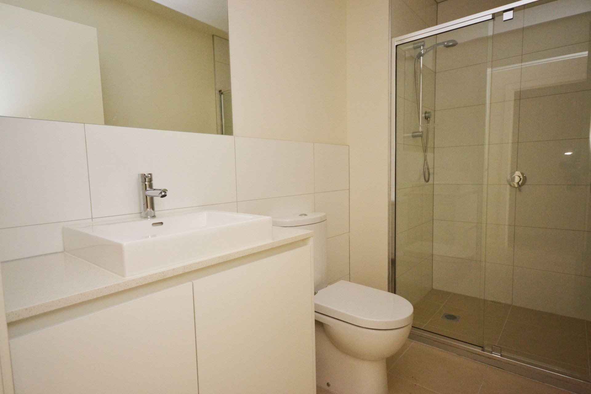 BRAND NEW - PRESTIGIOUS APARTMENT LIVING
