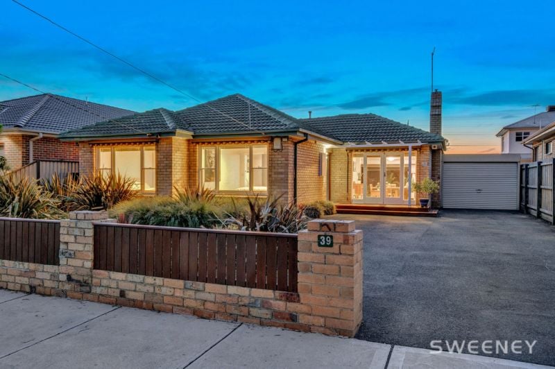 39 Seventh Avenue, Altona North - Thumbnail 4
